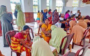 15-Visitors-get-their-palms-done-with-henna-which-is-very-popular-among-our-female-visitors.